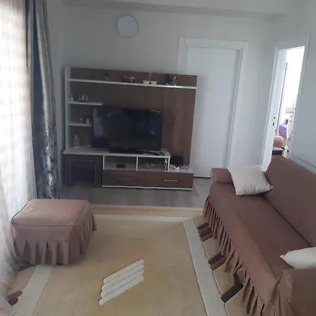 Vila Uerkmez Muestakil Bahceli